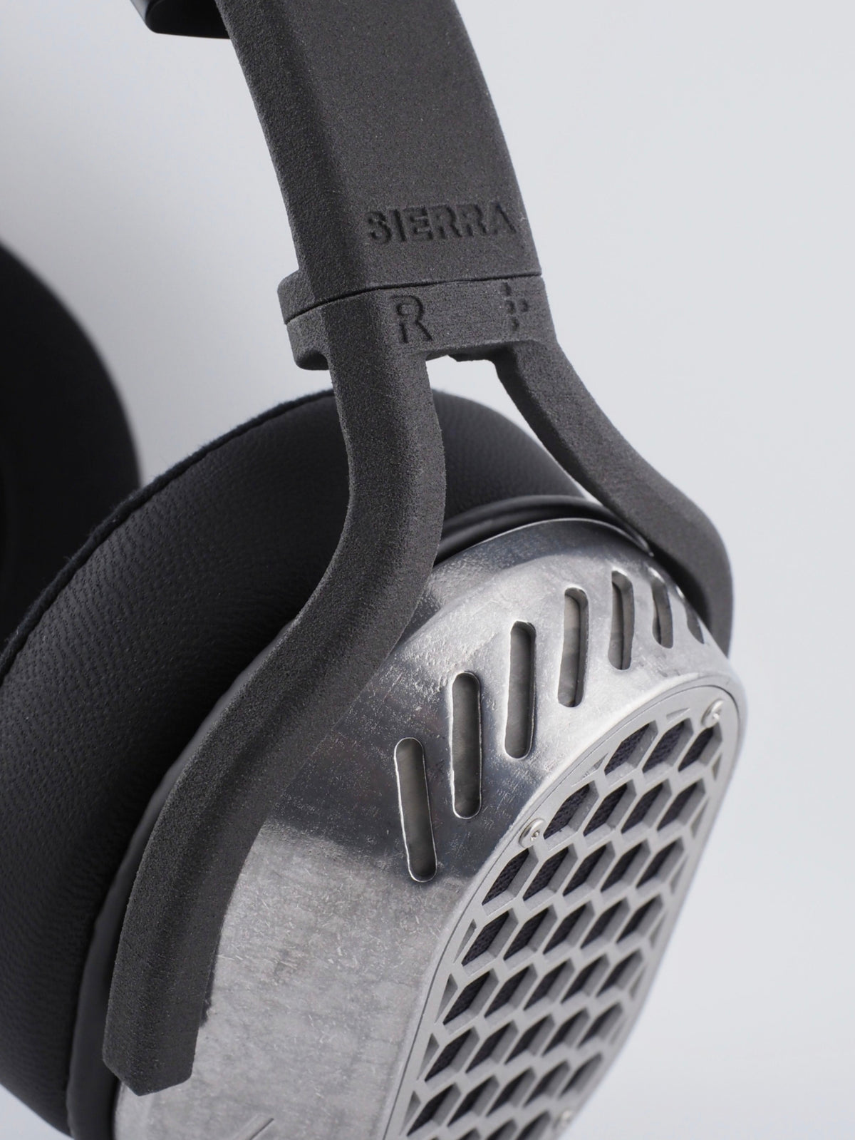 Auribus Acoustics - Sierra Aluminum