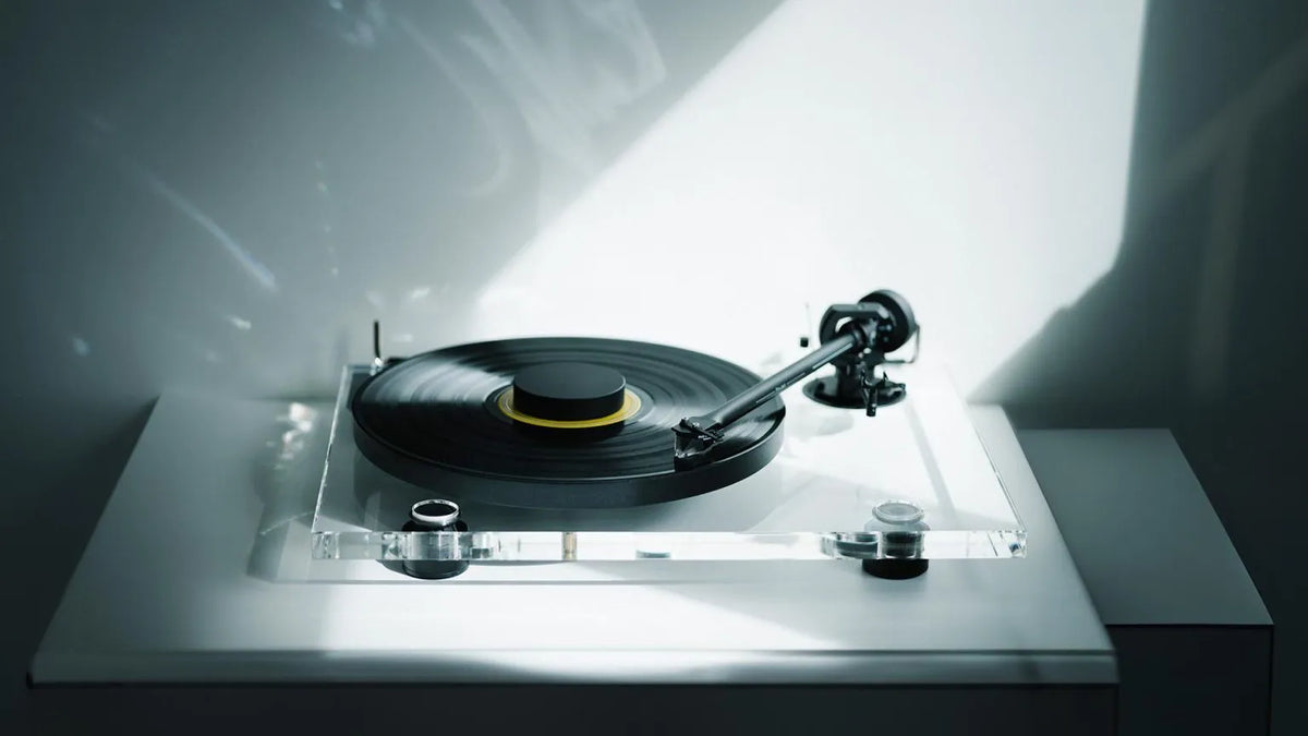 Pro-Ject - XA B Balanced Acrylic Turntable