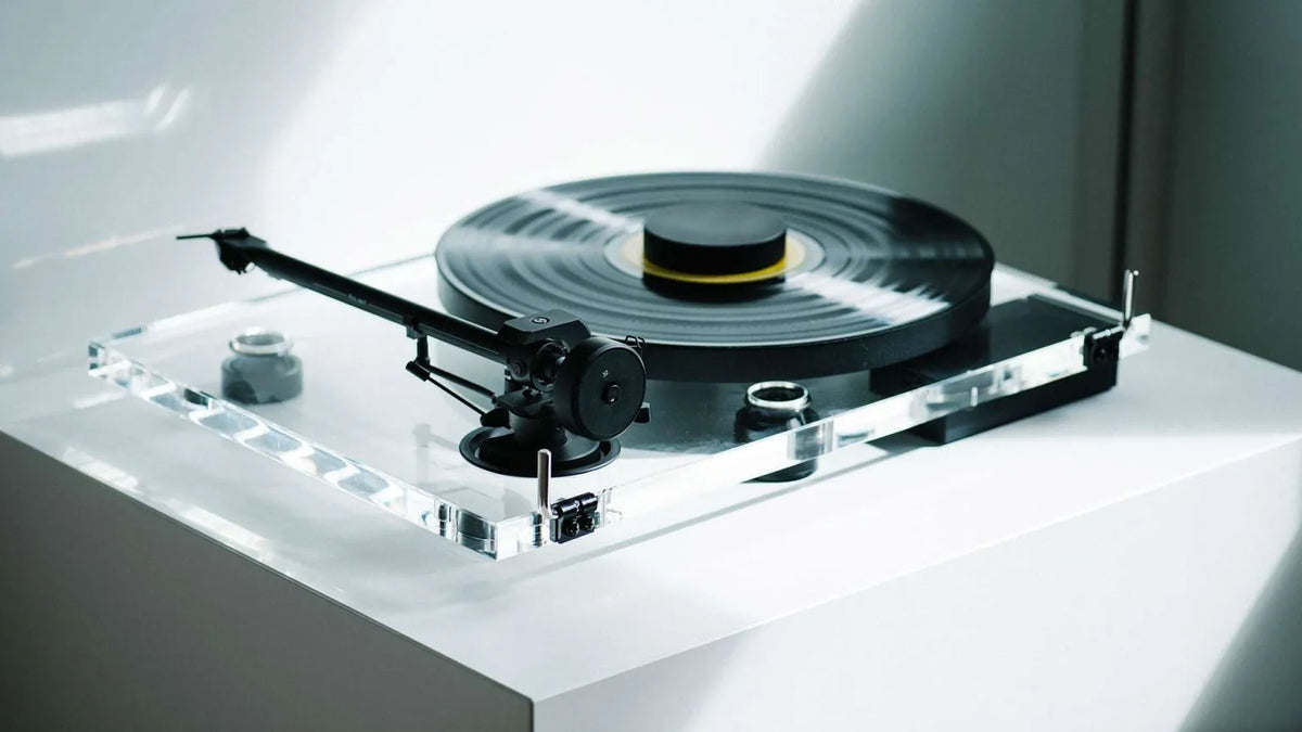 Pro-Ject - XA B Balanced Acrylic Turntable