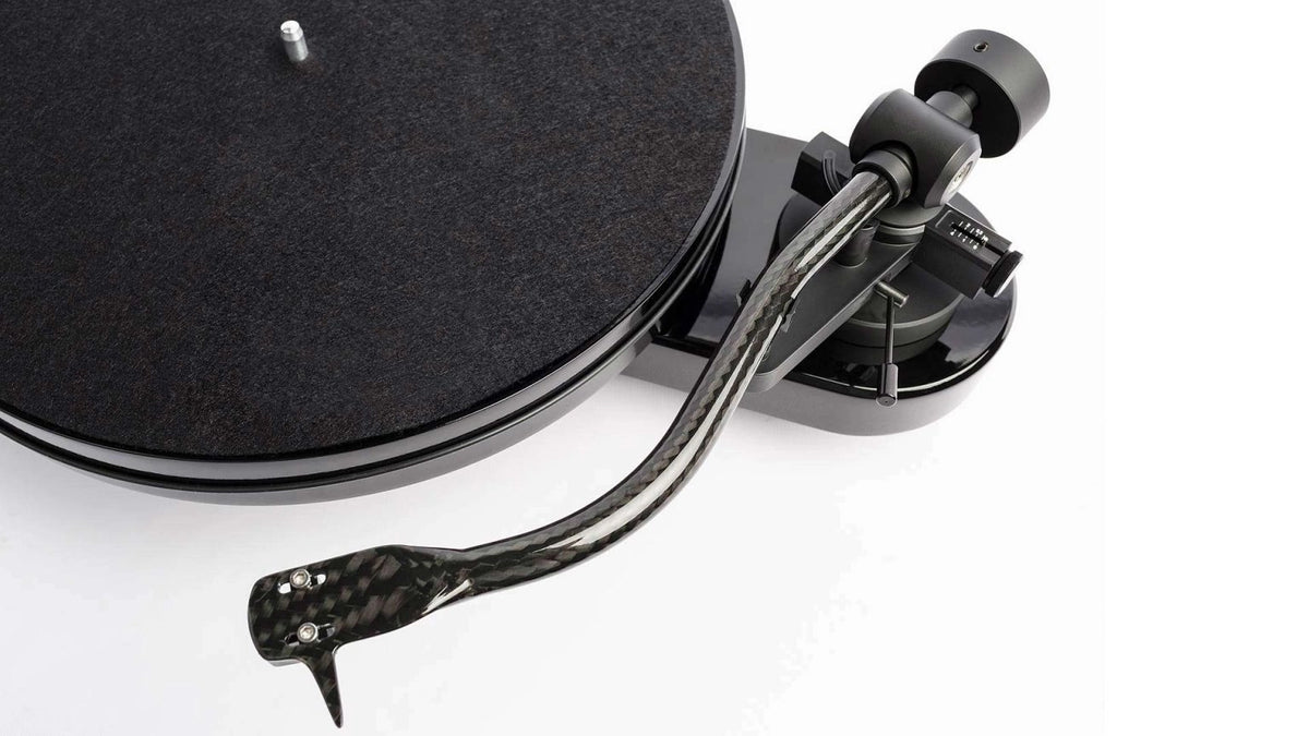 Pro-Ject - RPM 1 Carbon Turntable