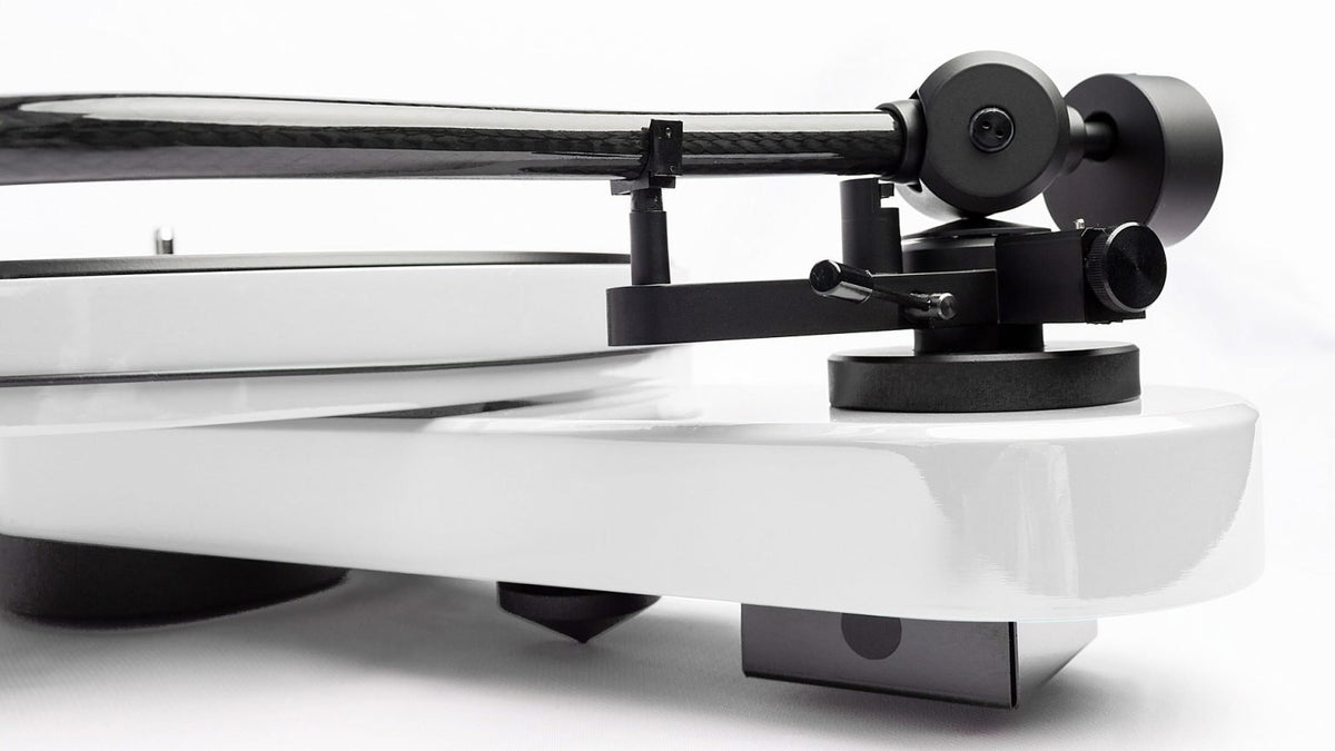 Pro-Ject - RPM 3 Carbon Turntable